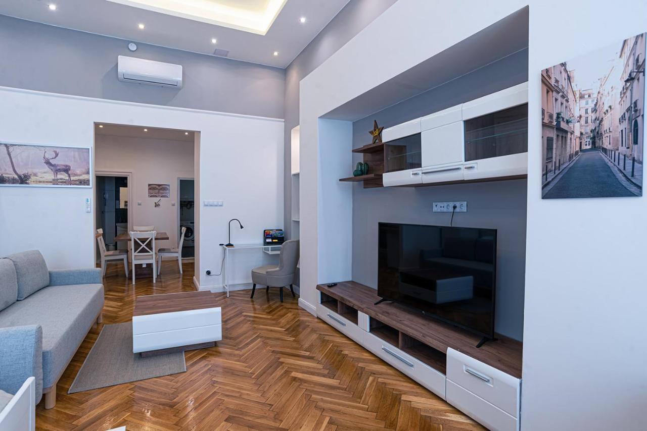 Joy Apartments On Kiraly Street Budapest Exterior photo