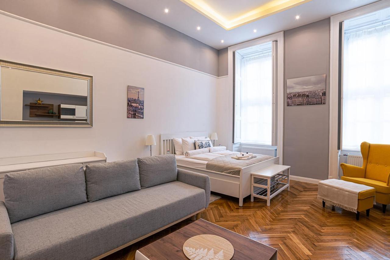Joy Apartments On Kiraly Street Budapest Exterior photo