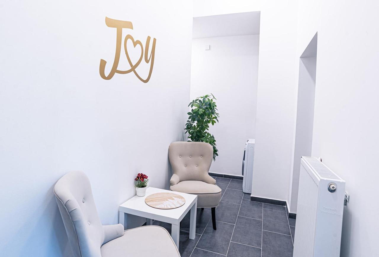 Joy Apartments On Kiraly Street Budapest Exterior photo